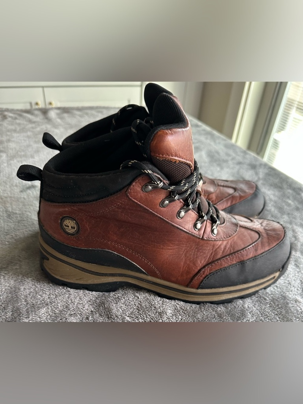 Timberland Boys Brown and Black Leather Trail Boots, Size 6.5